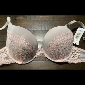 ✨ 🆕NWT 34C bra ✨ 🏷 DISCOUNTED SHIPPING